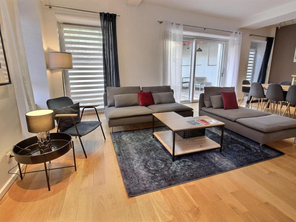 Maison De Caractere Avec Jacuzzi Et Parking A Deux Pas Du Centre Historique De - Fr-1-722-3 *